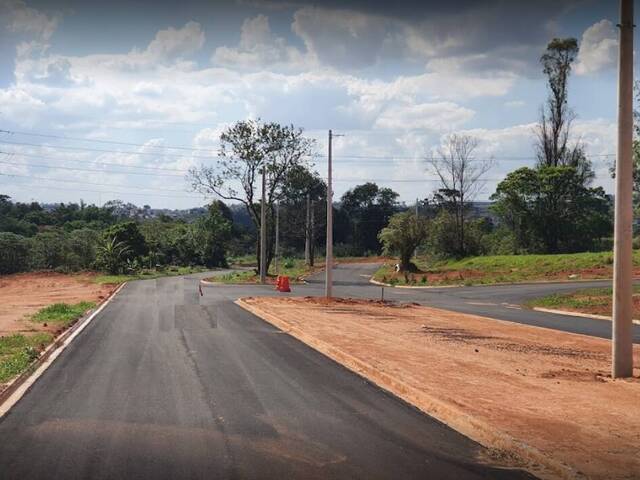 Terreno para Venda em Salto - 1