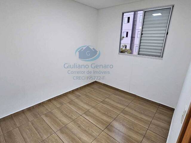 Apartamento para Venda em Salto - 3